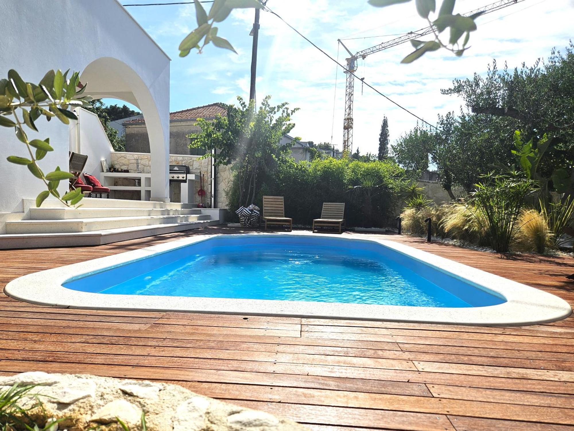 The Three Flowers Pool House Trogir Zewnętrze zdjęcie