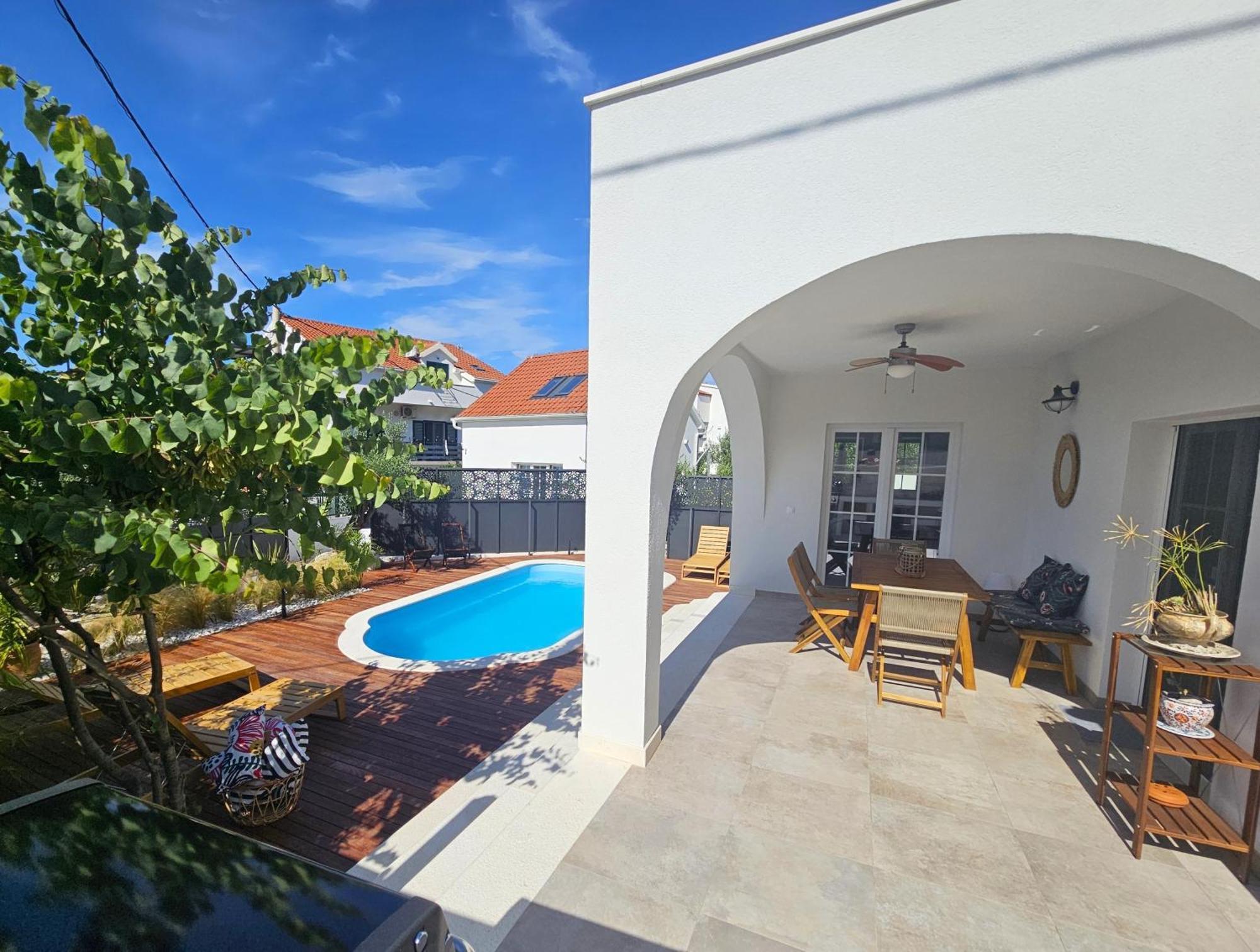 The Three Flowers Pool House Trogir Zewnętrze zdjęcie