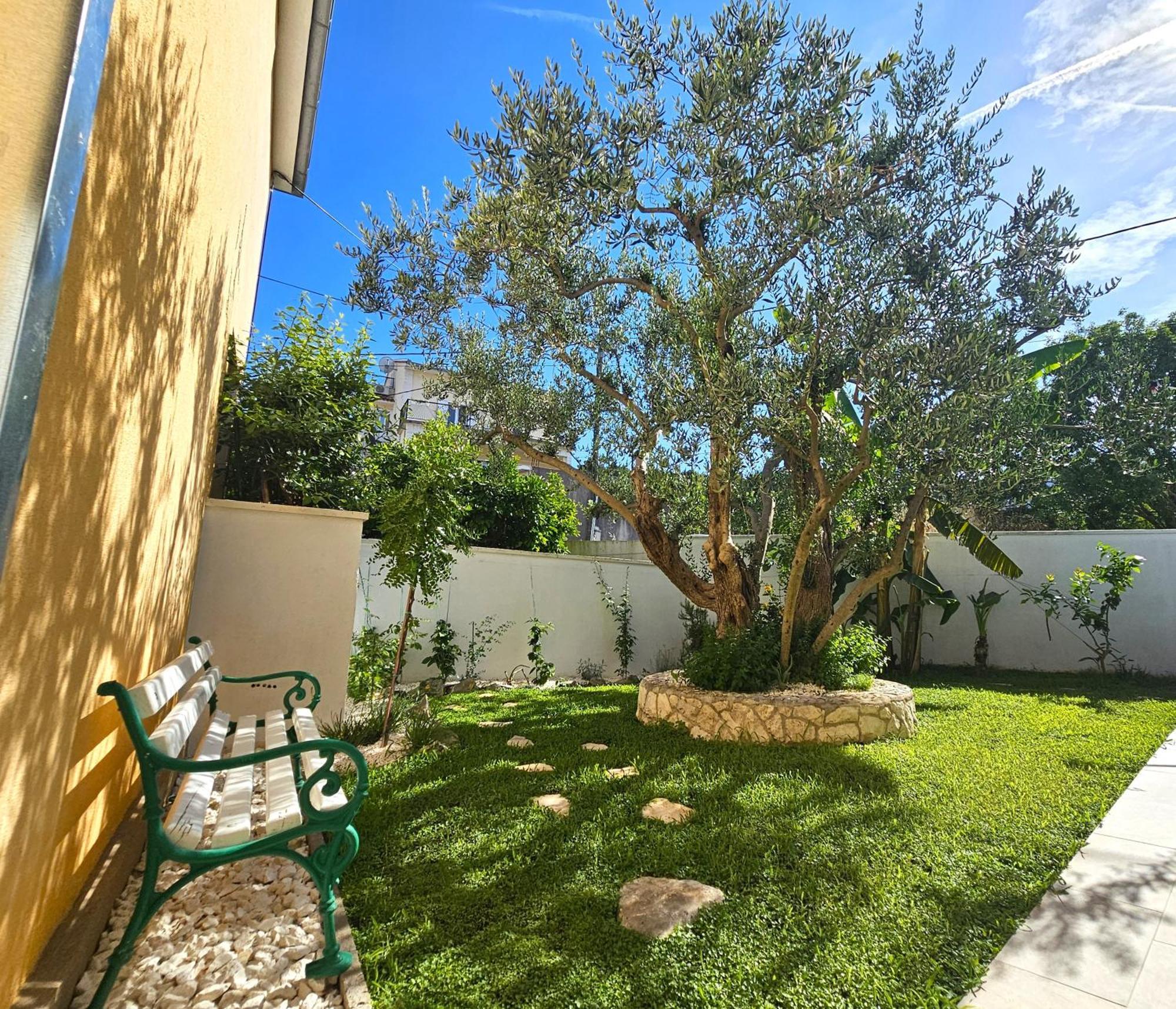 The Three Flowers Pool House Trogir Zewnętrze zdjęcie